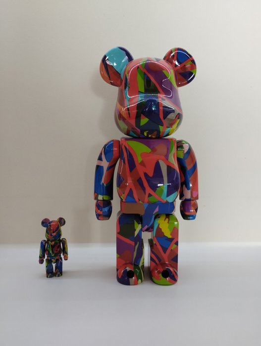 Kaws (1974) - Bearbrick Kaws Tension 100%  400% · No Reserve