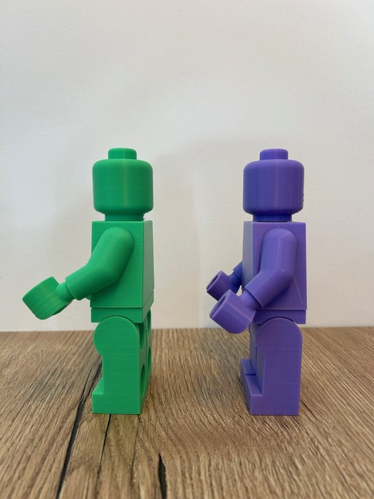 Fait maison - Réplique de Minifigures LEGO - Grand Modèle (16,5 cm) - Vert et Violet - Frankrig