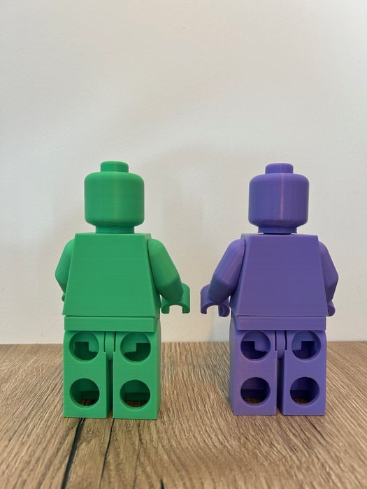 Fait maison - Réplique de Minifigures LEGO - Grand Modèle (16,5 cm) - Vert et Violet - Frankrig