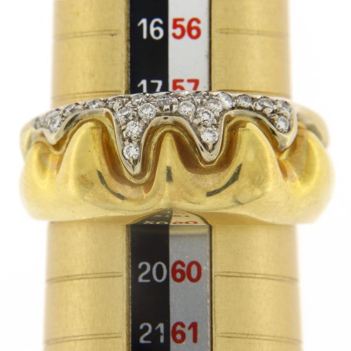 Handmade - Ring - 11.87g - 18 kraat Gulguld -  0.22ct. tw. - Diamant