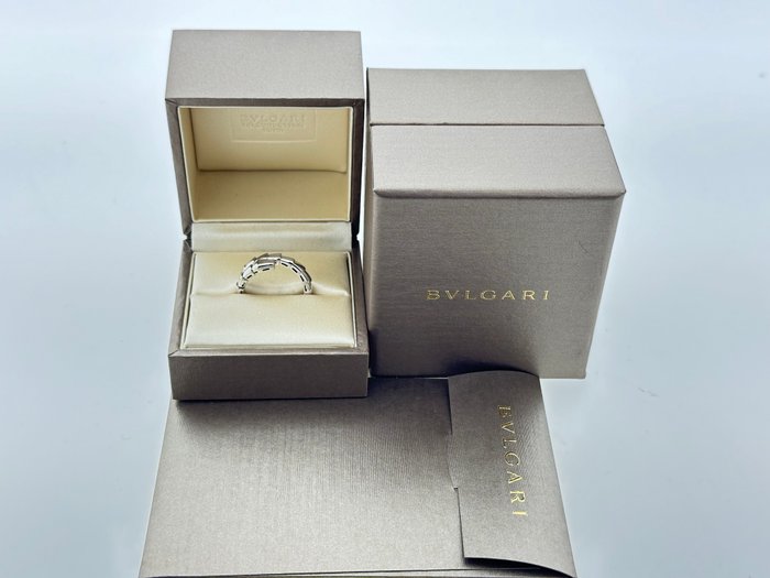 Bvlgari - Ring - Serpenti - 18 kraat Hvidguld - Hugorm ring