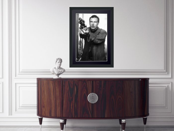 Blade Runner - Harrison Ford as "Deckard" - Fine Art Photography - Luxury Wooden Framed 70X50 cm - Limited Edition Nr 01 of 30 - Serial ID 16979 - Original Certificate (COA), Hologram Logo Editor and QR Code - 100% New items.