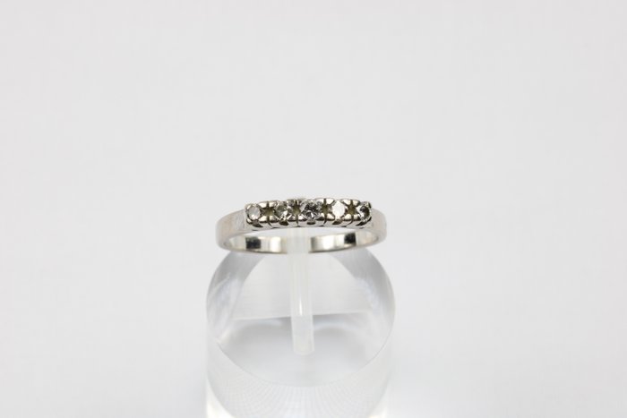 Ring - 18 kraat Hvidguld -  0.35ct. tw. Diamant (Natur)