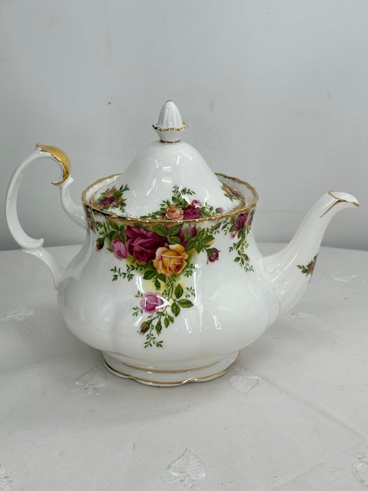 Royal Albert Old Country Roses Teeservice - 20-teilig-Elegantes Design mit Goldrand - Te service - Porcelæn