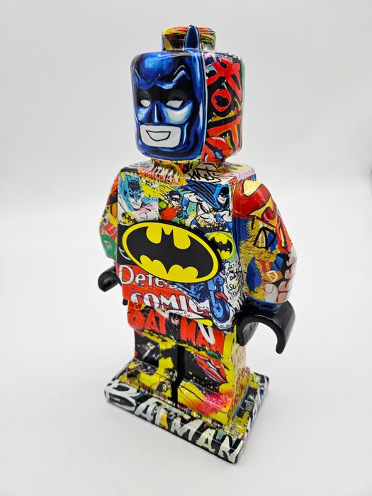 Patryk Konrad - Patryk Konrad - Lego inspired Batman Vs. Superman sculpture - limited edition