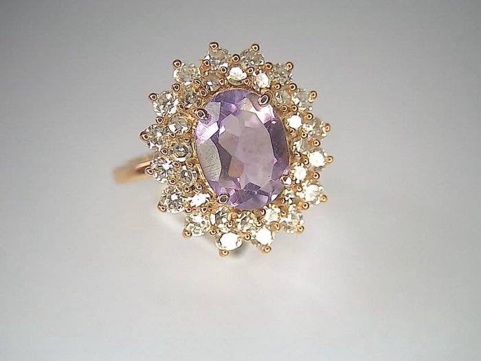 Ring - 18 kraat Rosaguld -  2.24ct. tw. Ametyst - Diamant