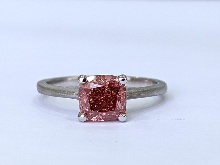 Ingen mindstepris - Ring - 14 karat Hvidguld -  152ct tw Lyserød Diamant (Laboratoriedyrket diamant i fancy farver) - FANCY VIVID PINK IGI