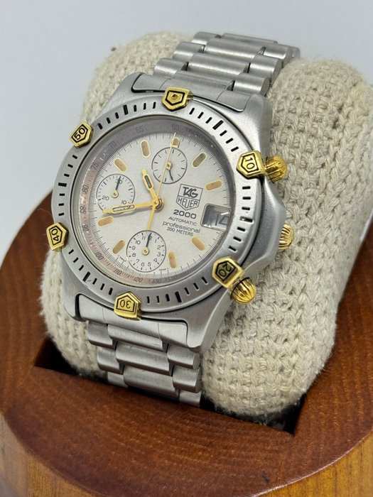 TAG Heuer - 2000 Series Automatic Chronograph - Ingen mindstepris - Ref: 165.806  Eta 2892-2 - Mænd - 1980-1989