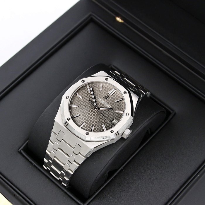 Audemars Piguet - Royal Oak - 15500ST - Unisex - 2011-nu