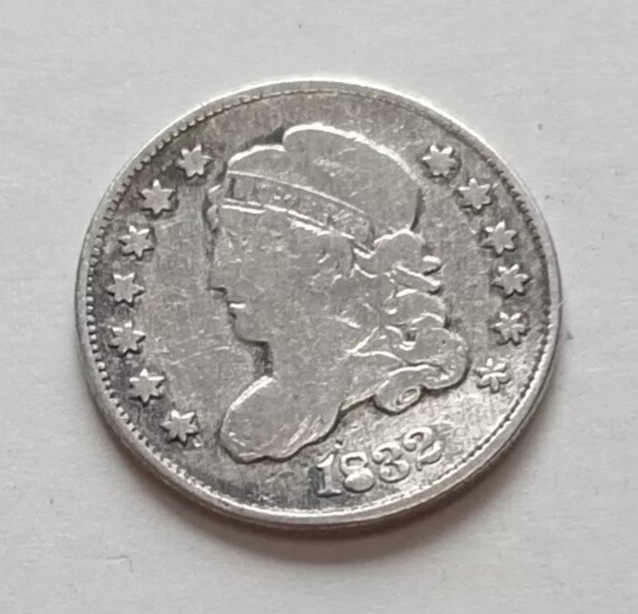 Förenta staterna. Capped Bust Half Dime 1832 Scarce Coin!  (Ingen mindstepris)