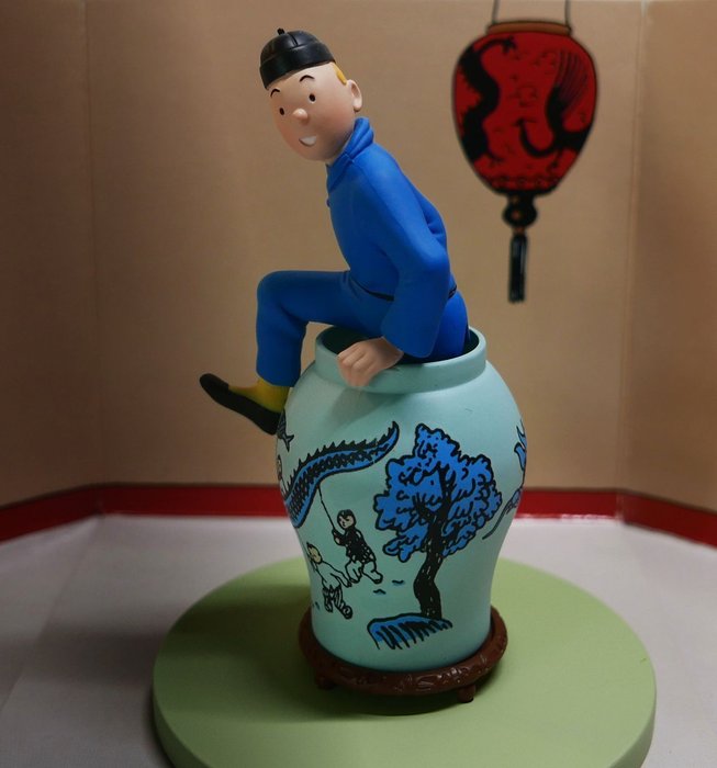 Moulinsart - Scène cube – Le Lotus bleu - Tintin sortant de la Jarre