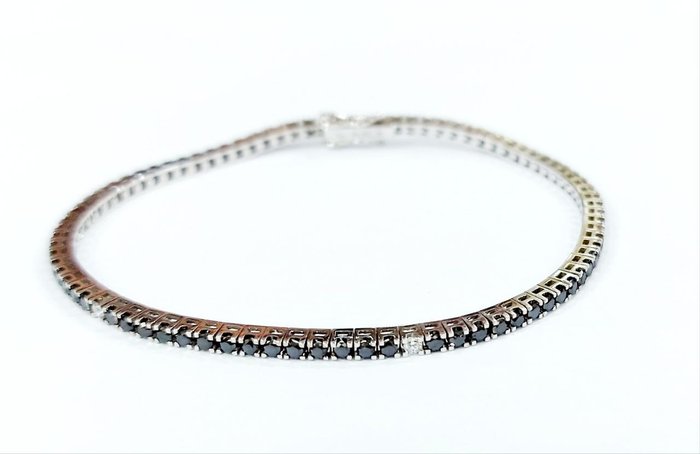 Armbånd - 18 kraat Hvidguld -  4.05ct. tw. Diamant (Farvebehandlet)  - Diamant