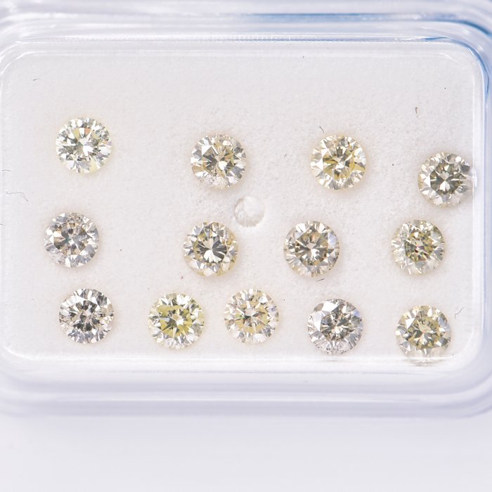 Ingen mindstepris - 13 pcs Diamant  (Naturfarvet)  - 1.09 ct - Rund - Light Gul - I1, I2 - International Gemological Institute (IGI)