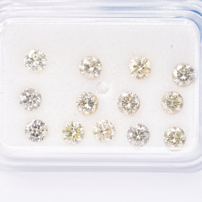 Ingen mindstepris - 13 pcs Diamant  (Naturfarvet)  - 1.09 ct - Rund - Light Gul - I1, I2 - International Gemological Institute (IGI)