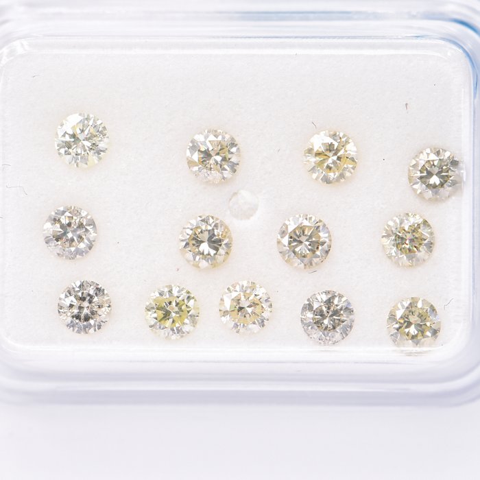 Ingen mindstepris - 13 pcs Diamant  (Naturfarvet)  - 1.09 ct - Rund - Light Gul - I1, I2 - International Gemological Institute (IGI)