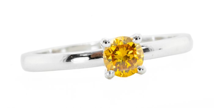 Ingen mindstepris - Ring - 18 kraat Hvidguld, Fancy Vivid Orange-Gul -  0.40ct. tw. Diamant (Naturfarvet) - I1