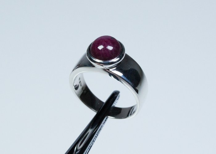 Ingen mindstepris - Ring - 925 sølv - 4,50 ct rubin