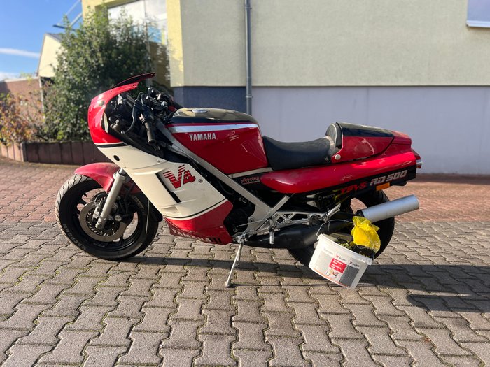 Yamaha - RD500LC - 1986