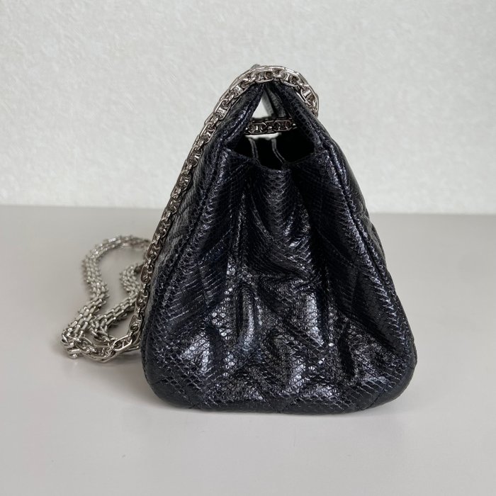 Chanel - Chanel Rare Lizard Embossed Mademoiselle Bag - Skuldertaske