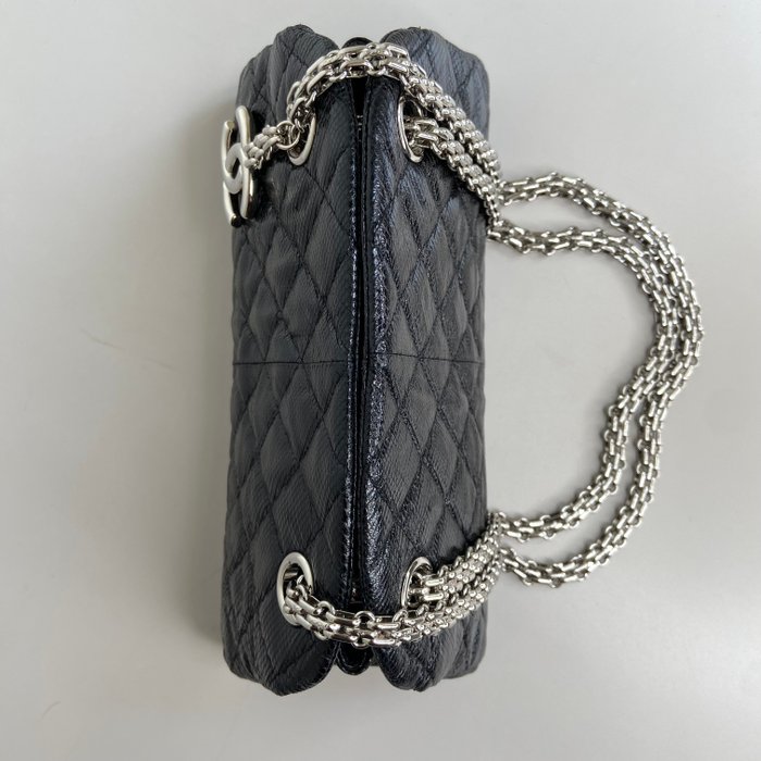 Chanel - Chanel Rare Lizard Embossed Mademoiselle Bag - Skuldertaske