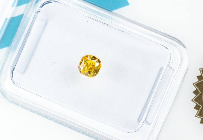 Ingen mindstepris - 1 pcs Diamant  (Naturfarvet)  - 0.25 ct - Pude - Fancy intense Orange Gul - VS2 - International Gemological Institute (IGI)