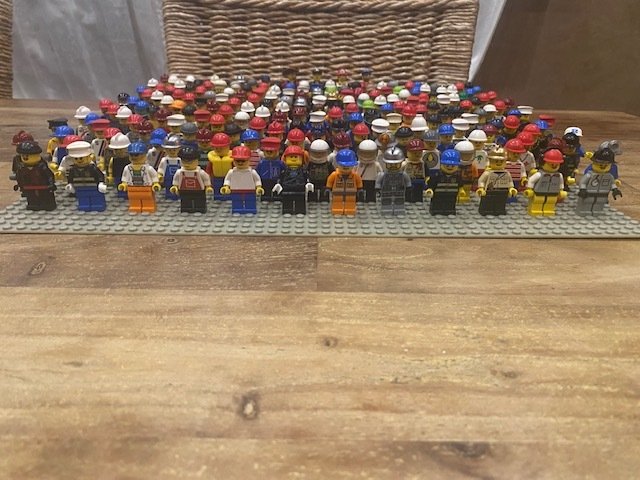 Lego - Minifigurer - 192 stuks