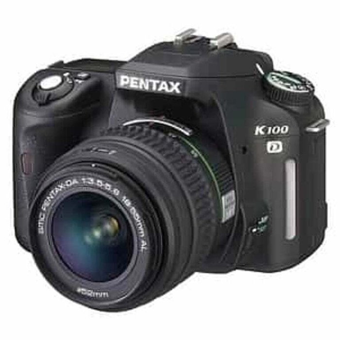 Pentax K100 D + 18-55 Digitalt refleks kamera (DSLR)