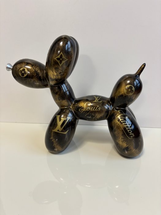 SylanArts - Luxury Ballon Dog LV