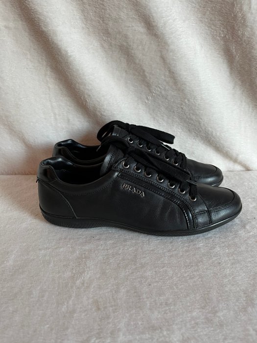 Prada - Sneakers - Størelse: Shoes / EU 375