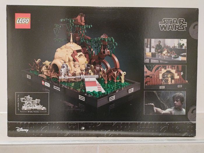 Lego - Star Wars - 75330 - Dagobah Jedi Training Diorama - 2020+