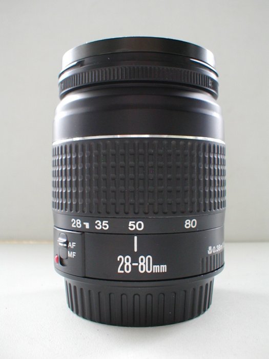 Canon Zoom Lens EF 28-80mm F/3.5-5.6, voor EOS Zoomobjektiv