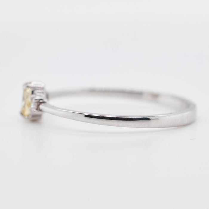 Ingen mindstepris - Ring - 14 karat Hvidguld -  0.24ct. tw. Diamant (Natur)