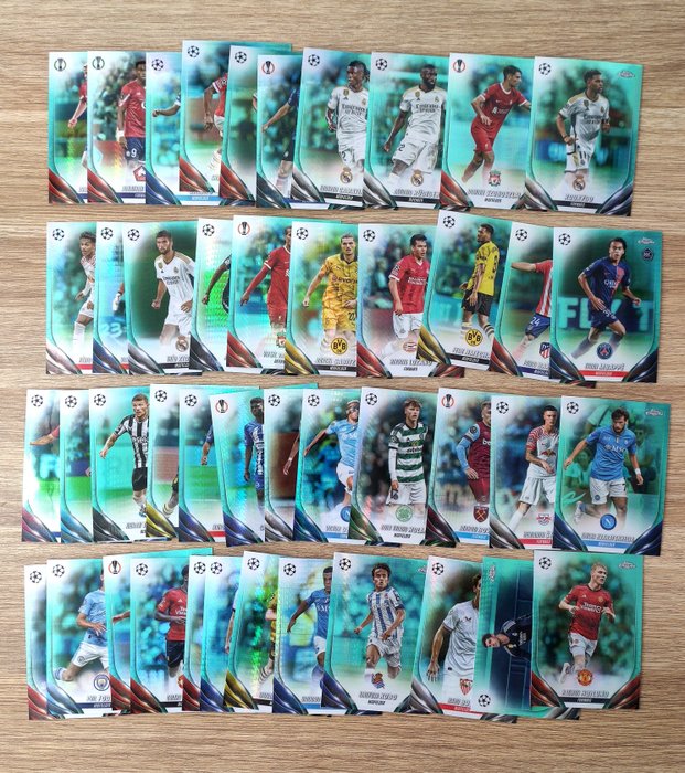 2023/24 - Topps - Chrome Uefa UCC - Lot Inserts Aqua Prism - 44 Card