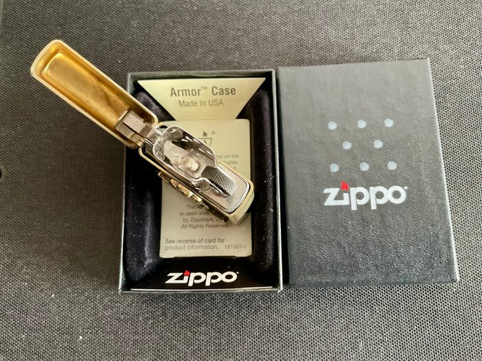 Zippo - Marlboro - Lommelighter - Messing