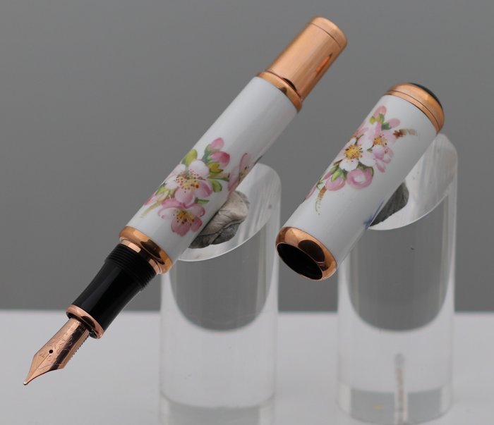 Montblanc - Limited Edition Sakura XXX/333 - Fyldepen