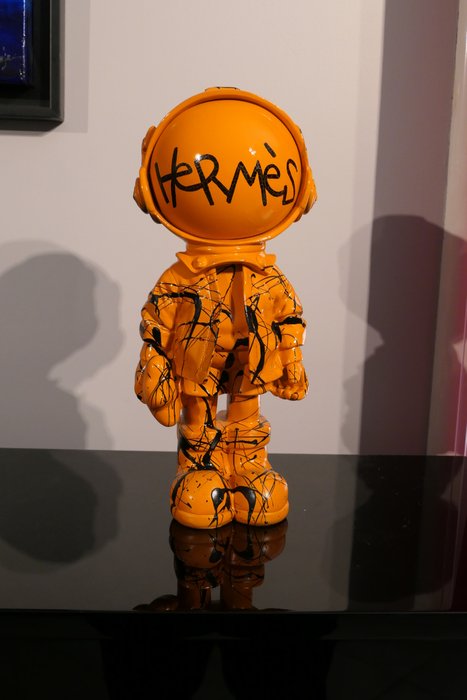 Rich'ART - Astronaute version Hermès (sculpture en résine)