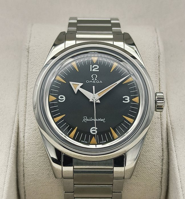 Omega - Railmaster 60th Anniversary Limited Edition - 220.10.38.20.01.002 - Mænd - 2011-nu