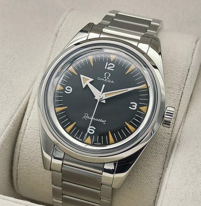 Omega - Railmaster 60th Anniversary Limited Edition - 220.10.38.20.01.002 - Mænd - 2011-nu