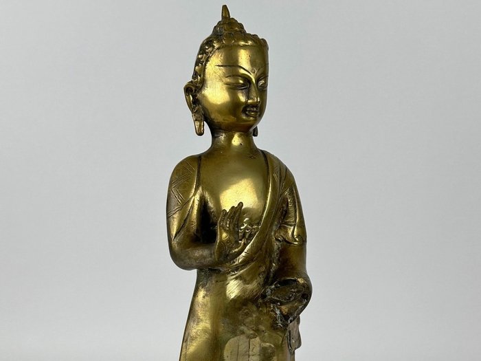 Stor statue af Buddha - Bronze - Nepal - Slutningen af det 20 århundrede