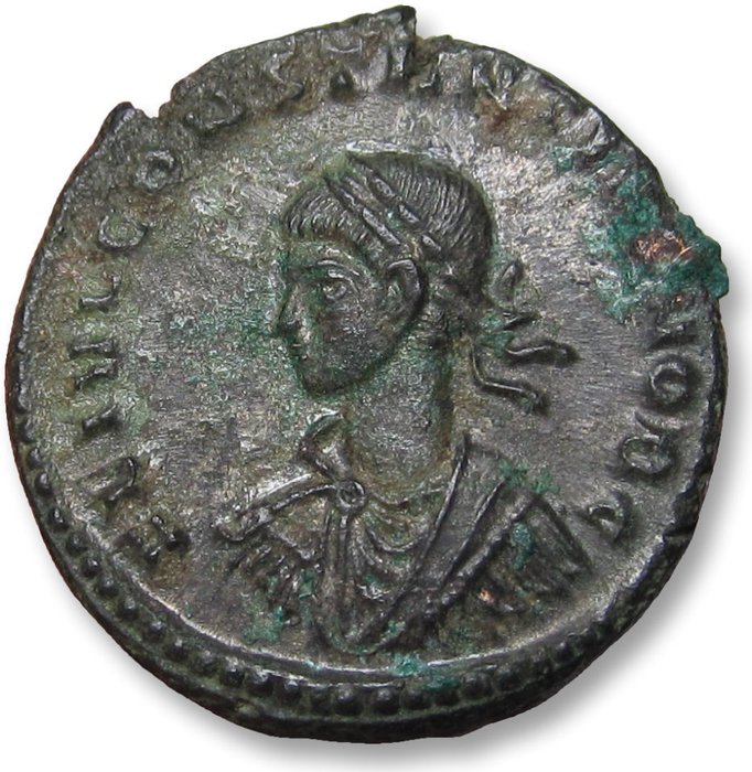 Romarriket Constantius II as Caesar under his father Constantine I Follis Treveri (Trier) mint circa 324-325 AD - mintmark STR - Ex Kunker 2009