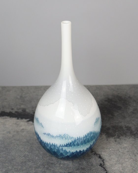 Vase - Porcelæn - Japan - Snelandskab af Arita