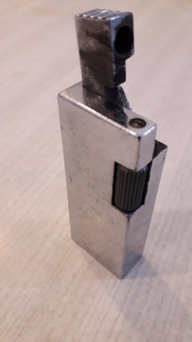 switzerland - Master - Lighter - Stål