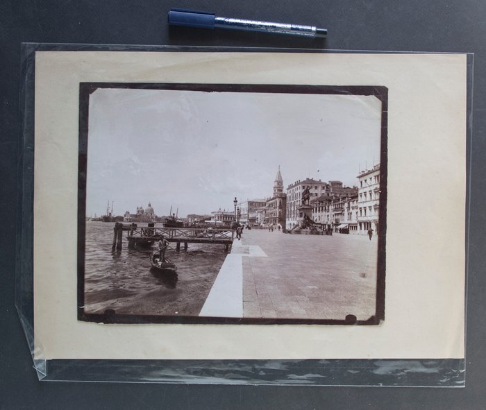 Unknown author - (2x) Venice. Circa 1880