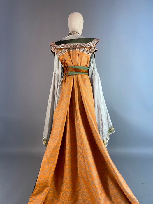 Mulan - Original costume from Disney's Mulan