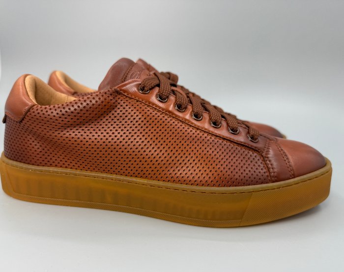 Santoni UK7- No reserve price - Sneakers - Størelse: EU 41.5 - Nyt med labels