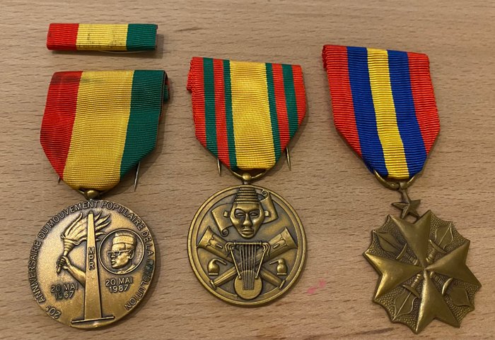 Zaire, Republikken - Militærmedalje - Masser af medaljer fra Zaire