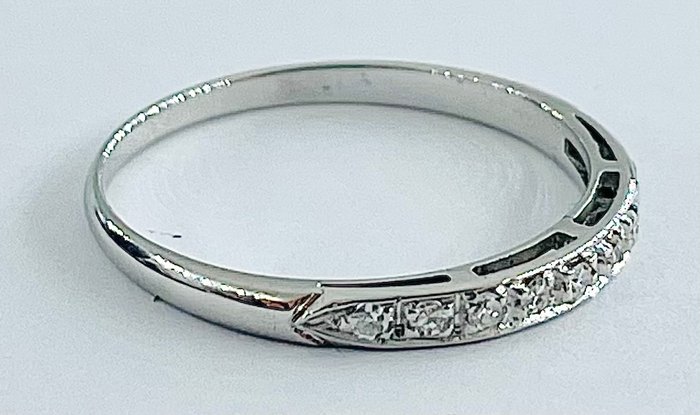 Ingen mindstepris - Ring - 18 kraat Hvidguld Diamant (Natur)