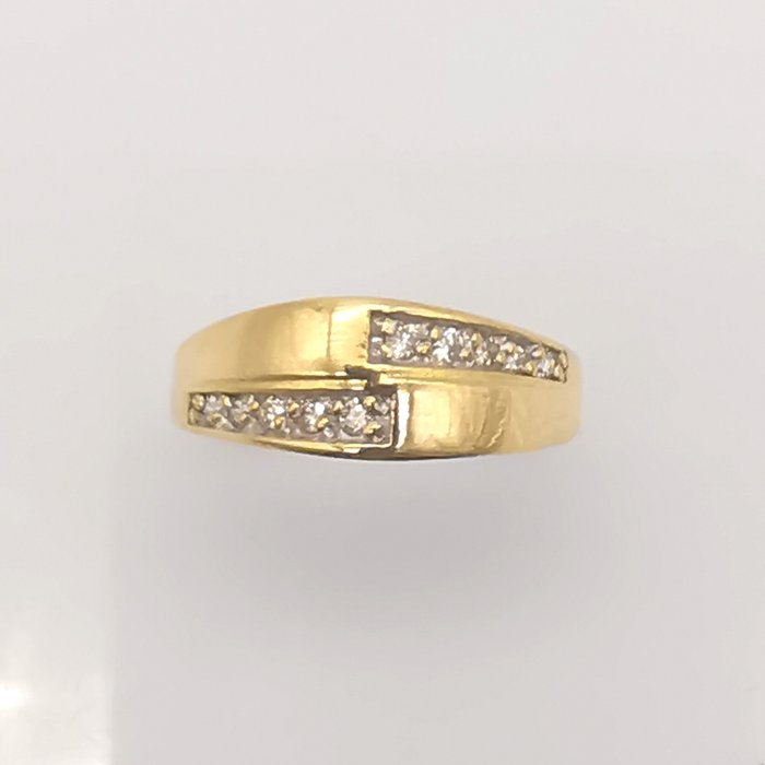 Ring - 18 kraat Gulguld -  0.30ct. tw. Diamant (Natur)