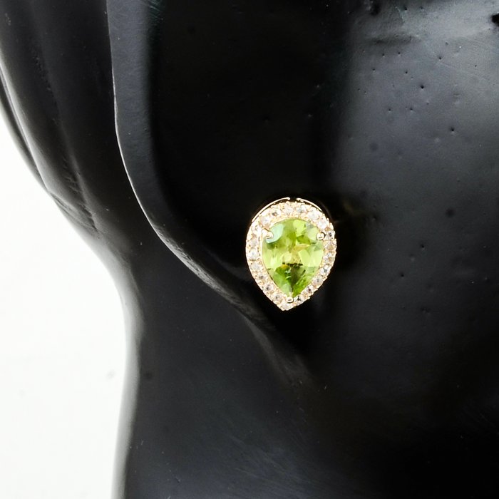 Ingen mindstepris - Øreringe - 14 karat Gulguld -  2.22ct. tw. Peridot - Safir