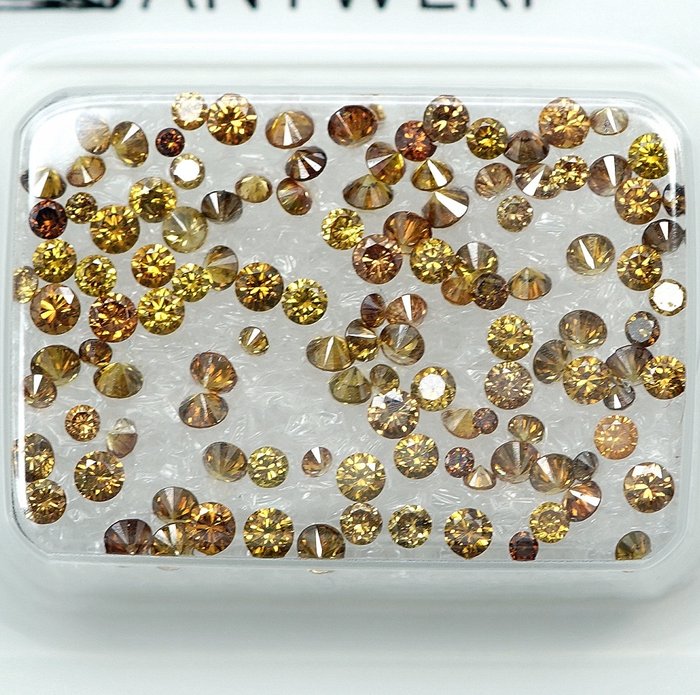 Ingen mindstepris - 119 pcs Diamant  (Farvebehandlet)  - 171 ct - Fancy Gul Orange - I2 VS2 - Gem Report Antwerp (GRA)